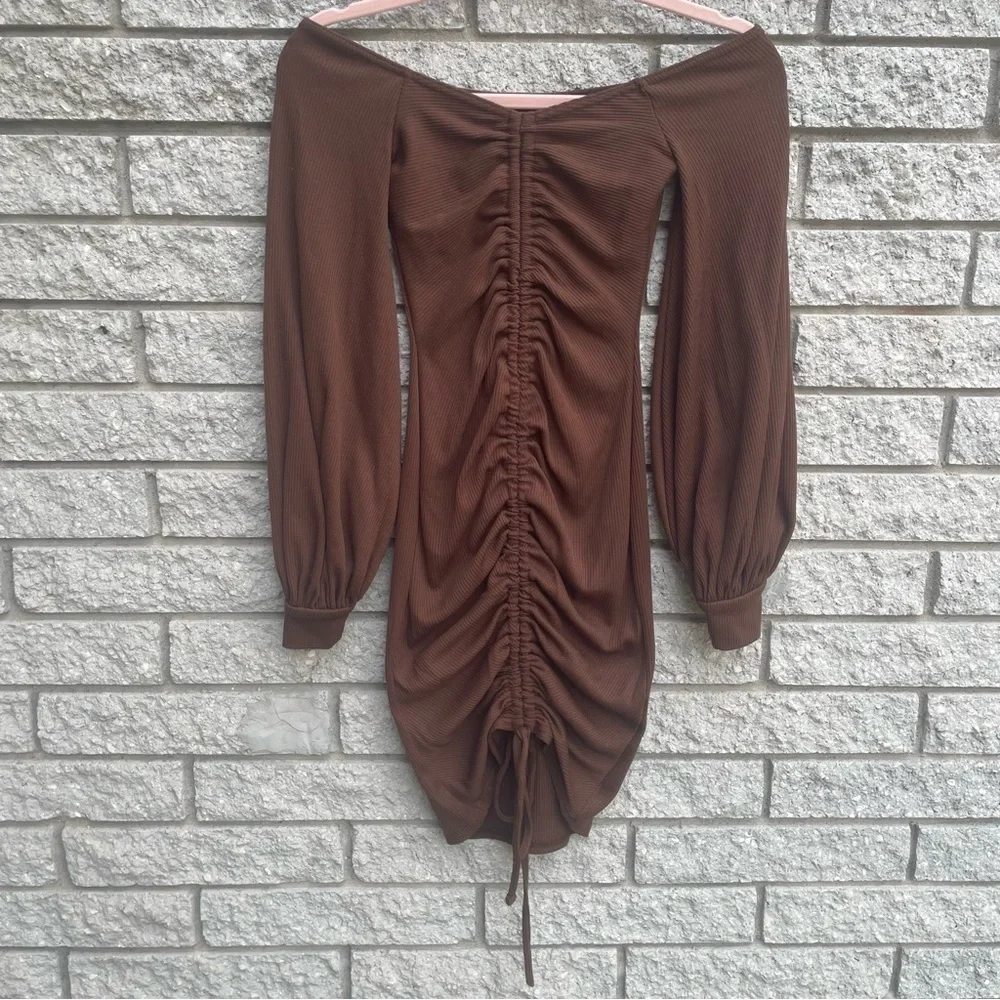 Pretty Little Thing Brown Ribbed Balloon Sleeve Ruched Bodycon Dress XS - Picture 3 of 8